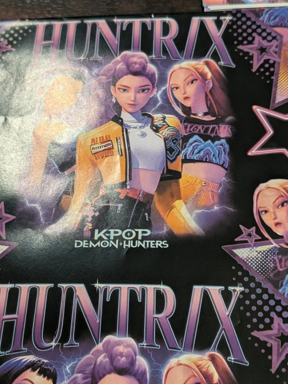 3 K-pop Demon Hunters Party Wrapping Paper Sheets